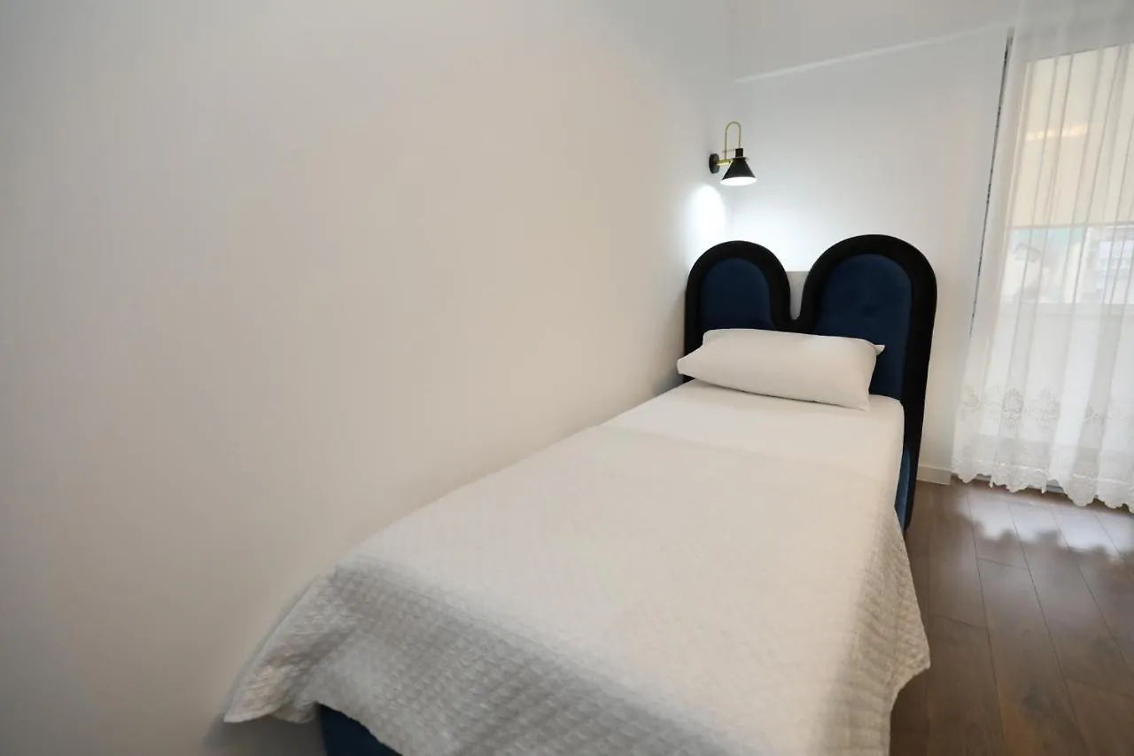 Tirana Center Apartment - Your Cosy Corner